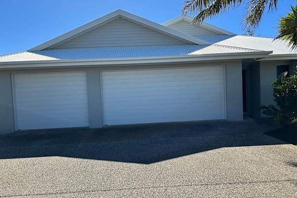House sit in Bargara, QLD, Australia