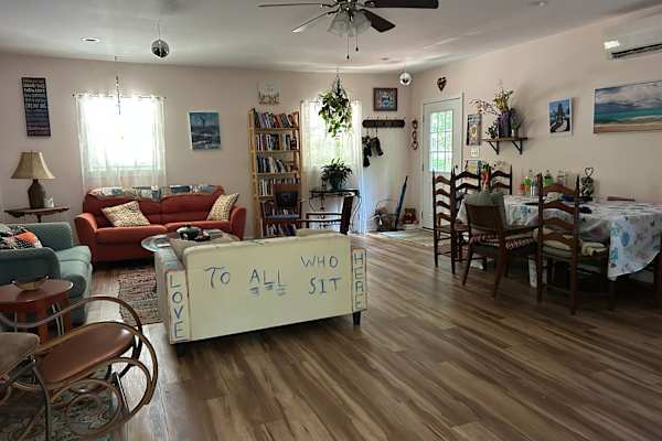 House sit in Durham, NC, US