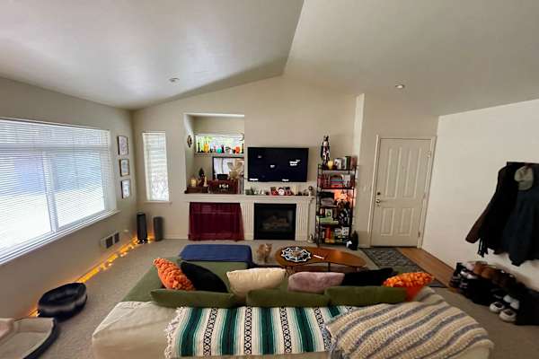 House sit in Ellensburg, WA, US