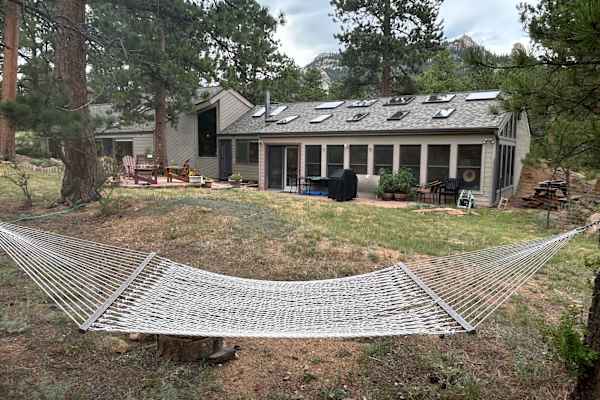 House sit in Estes Park, CO, US