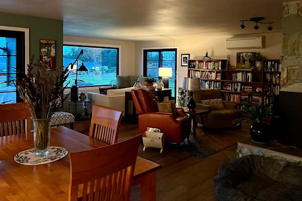 House sit in Oak Harbor, WA, US