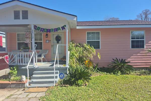 House sit in Gulfport, MS, US