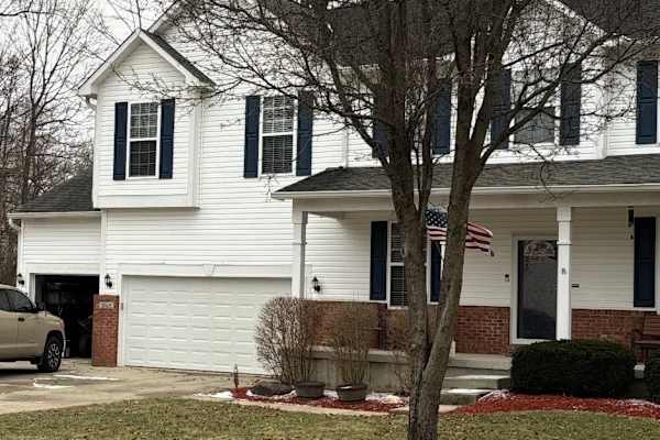 House sit in Indianapolis, IN, US