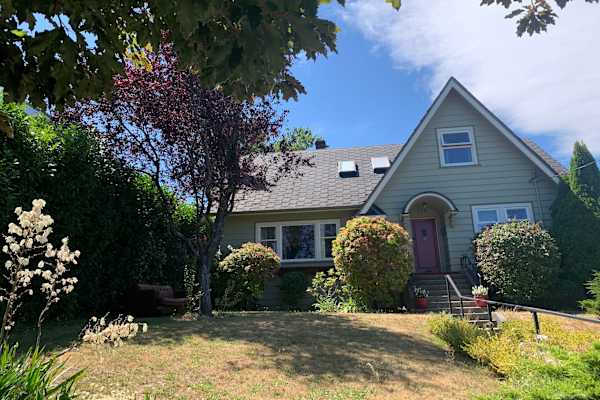 House sit in Nanaimo, BC, Canada