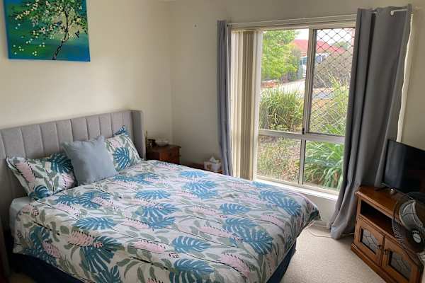 House sit in Queanbeyan, NSW, Australia