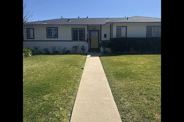 House sit in Redlands, CA, US