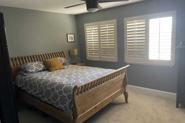 House sit in Calabasas, CA, US