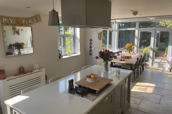 House sit in Wilmslow, United Kingdom