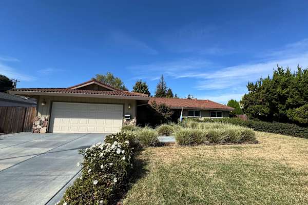 House sit in Sacramento, CA, US