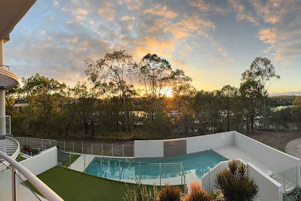 House sit in Boyne Island, QLD, Australia