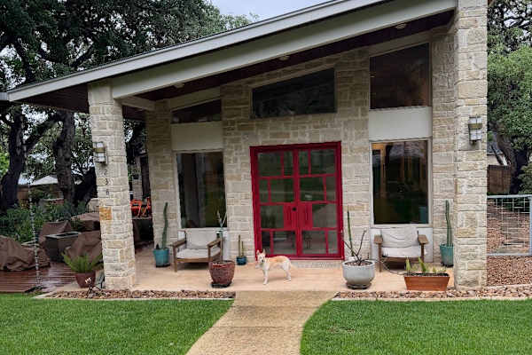 House sit in Boerne, TX, US