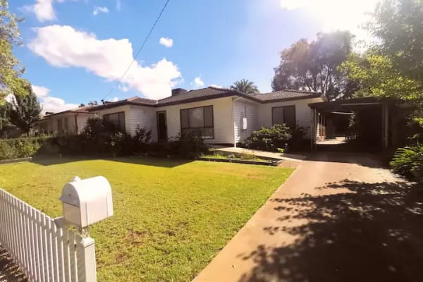 House sit in Bendigo, VIC, Australia