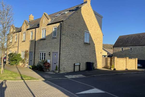 House sit in Winchcombe, United Kingdom