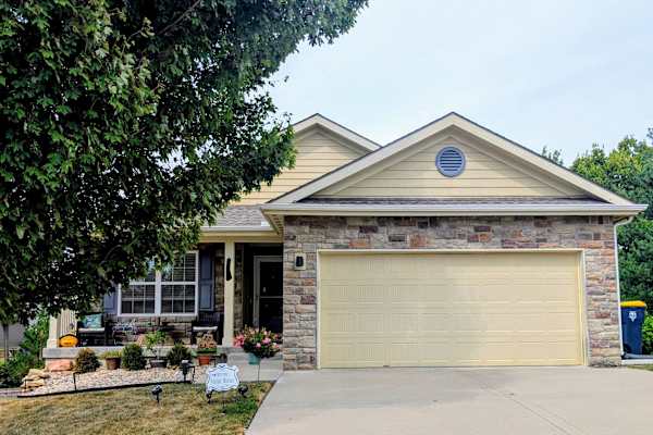 House sit in Kansas City, MO, US