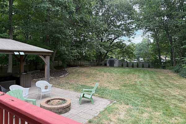 House sit in Stoughton, MA, US