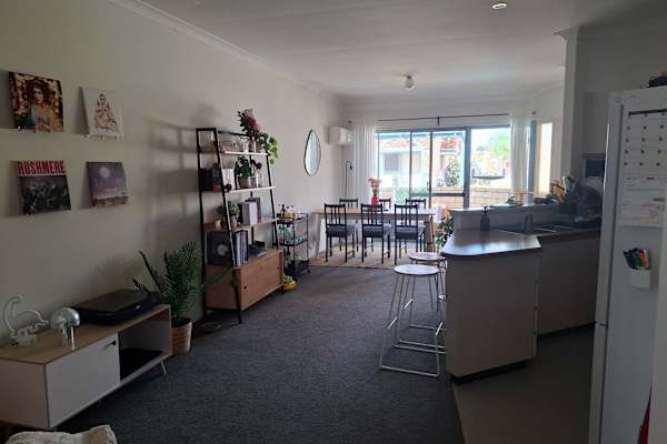 House sit in Perth, WA, Australia