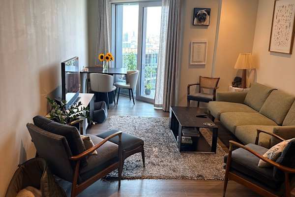 House sit in Nine Elms, United Kingdom