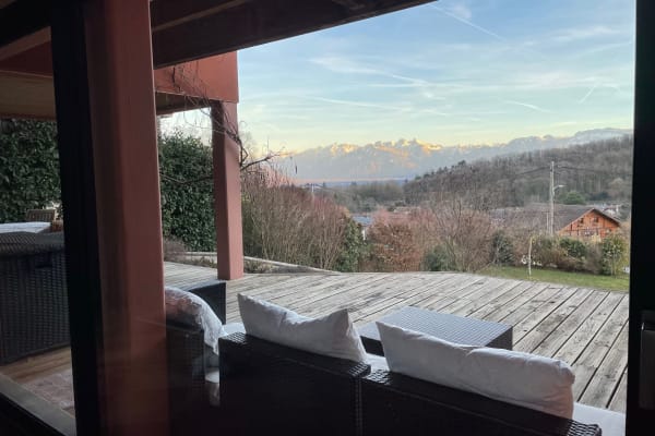 House sit in Monnetier-Mornex, France