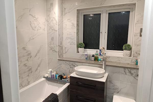 House sit in Reigate, United Kingdom