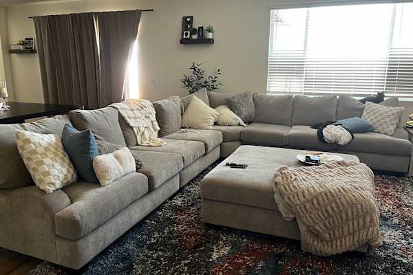 House sit in Wildomar, CA, US