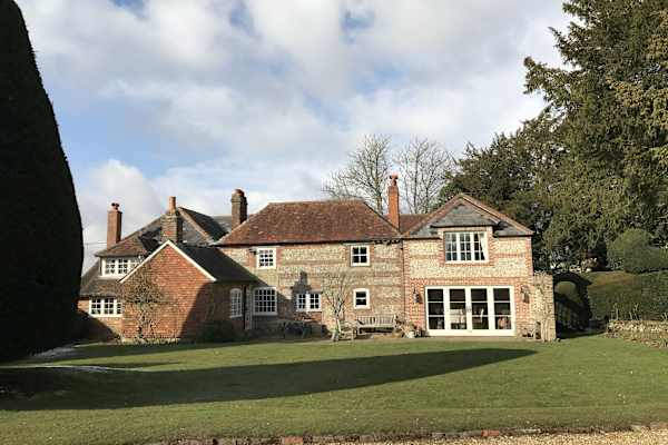 House sit in Alton, United Kingdom