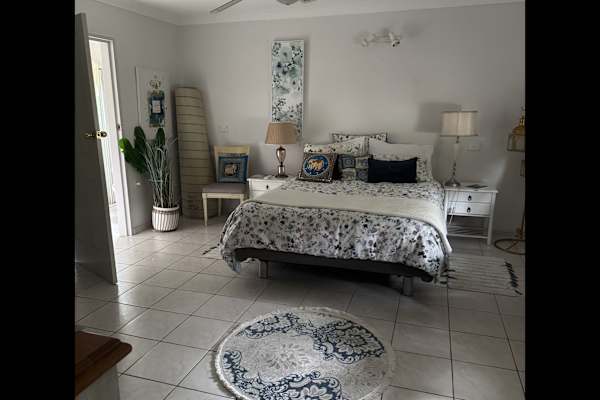 House sit in The Entrance North, NSW, Australia