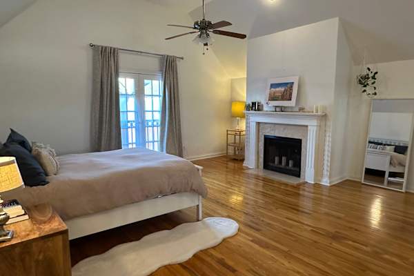 House sit in Houston, TX, US