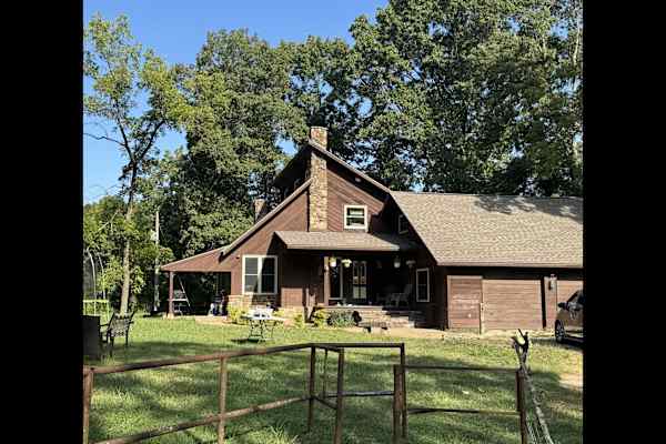 House sit in Garfield, AR, US
