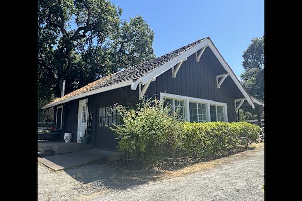 House sit in Woodside, CA, US