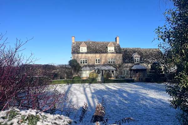 House sit in Cold Aston, United Kingdom