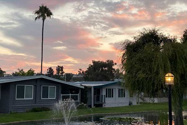 House sit in Carlsbad, CA, US