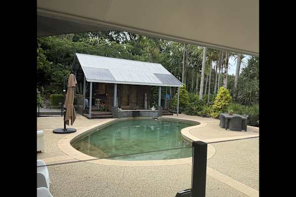 House sit in Noosa Heads, QLD, Australia