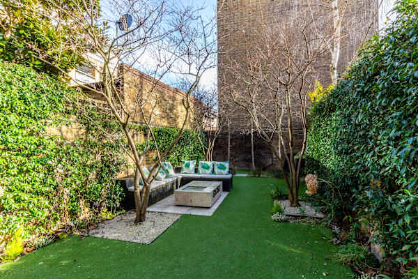 House sit in London, United Kingdom