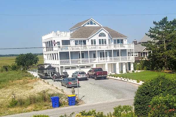 House sit in Lewes, DE, US