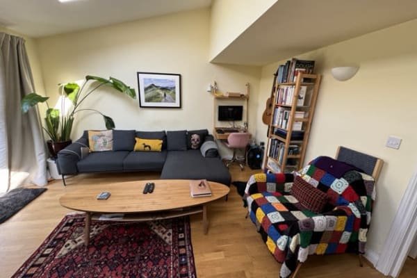 House sit in Strawberry Hill, United Kingdom