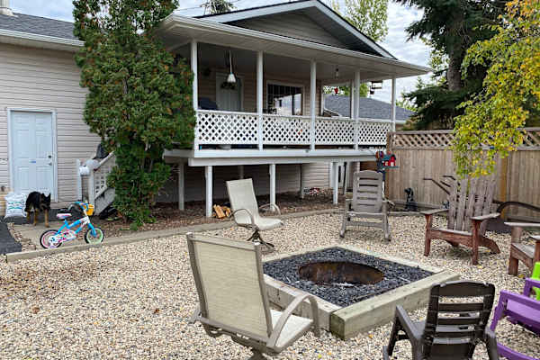 House sit in Leask, SK, Canada