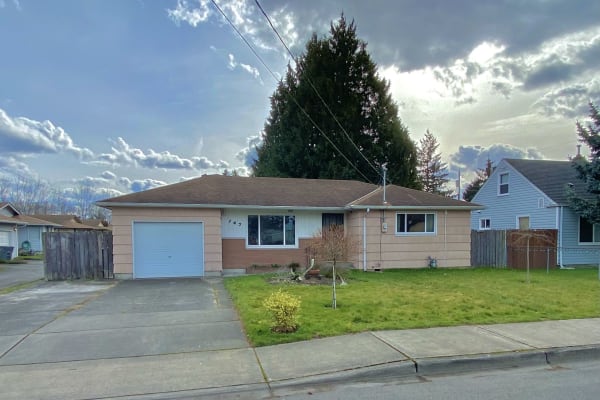 House sit in Pacific, WA, US