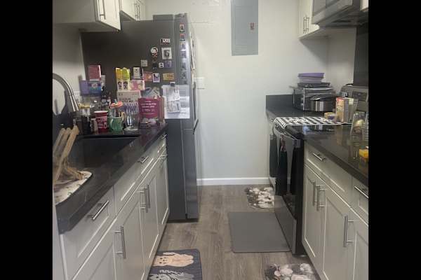 House sit in Waipahu, HI, US