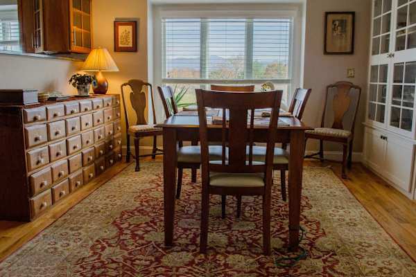 House sit in Weaverville, NC, US