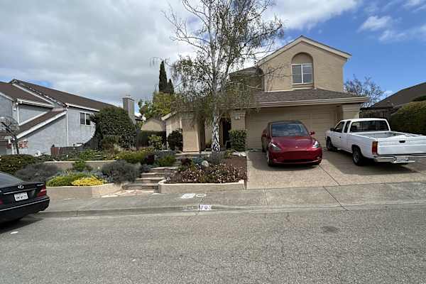 House sit in Benicia, CA, US