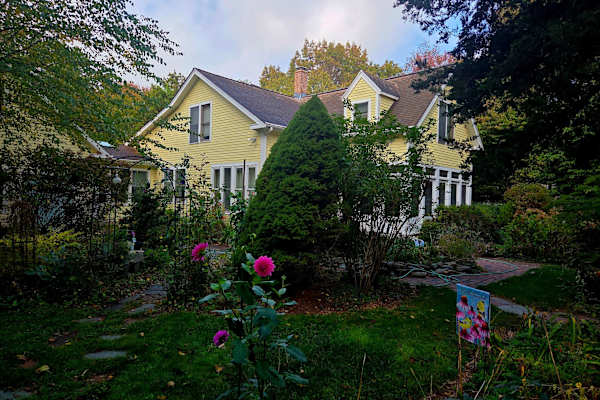House sit in Norton, MA, US