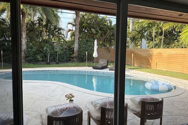 House sit in Fort Lauderdale, FL, US