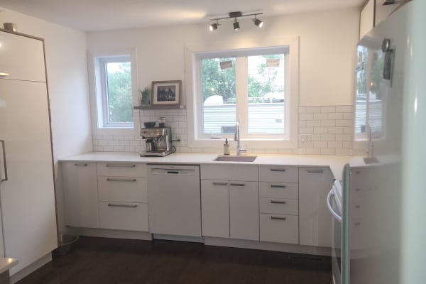 House sit in Québec, QC, Canada