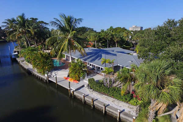 House sit in Siesta Key, FL, US