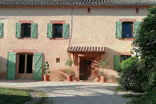 House sit in Serviès, France