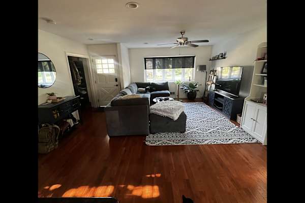 House sit in Mount Holly, NJ, US
