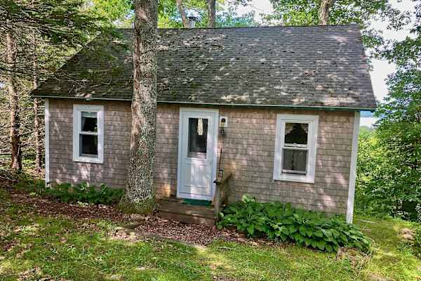 House sit in Brooksville, ME, US