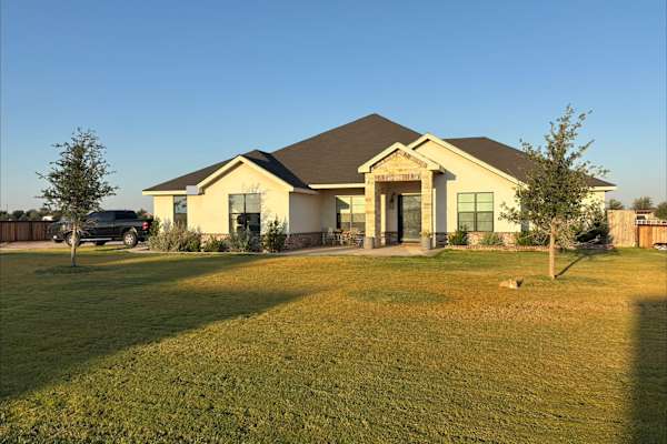 House sit in Midland, TX, US