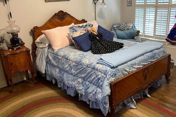 House sit in Sealy, TX, US