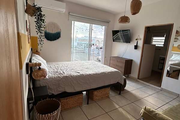 House sit in Ocean Park, Puerto Rico